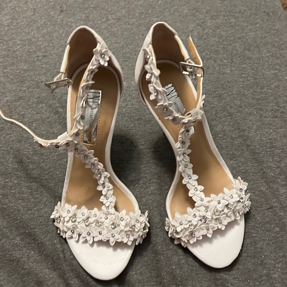 Flower buckle heels size 5